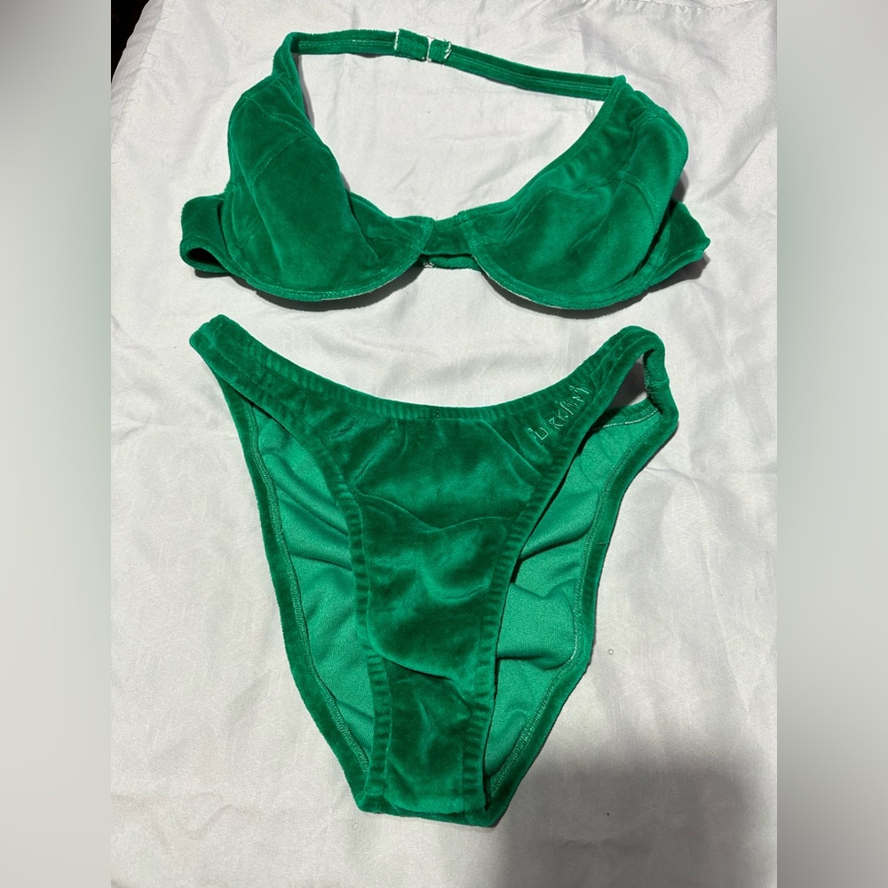 2pc Set Color Green Size large furrkinni